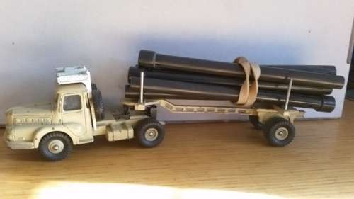 French Dinky #39b Unic Pipe Truck