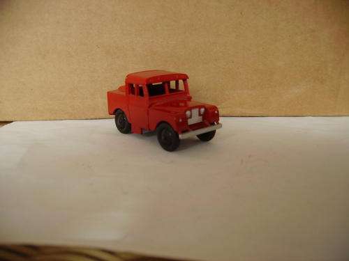 Dinky #255 Land Rover(1955-1961) - repaint