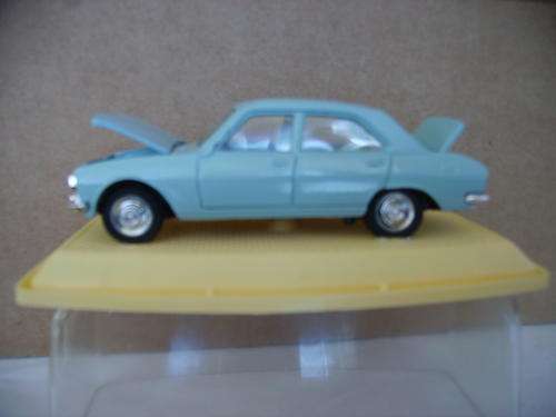 Auto Pilen #M-299 Peugeot 504(made in spain) -near mint