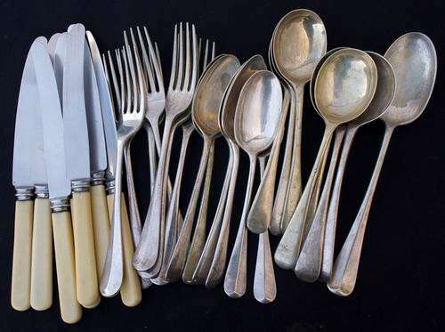 Mixed lot of silver plated and bone handled cutlery
