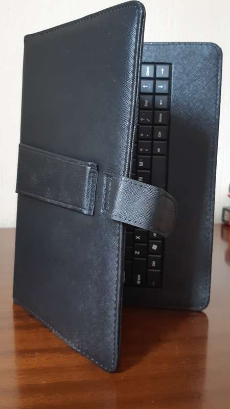Connex 10.1" 2 GB Quad Core Calling tablet in box , used    (postage R100.00)