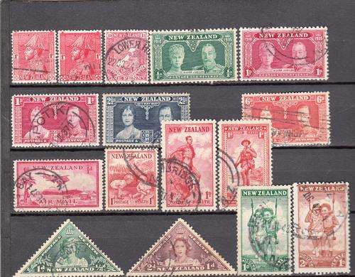 New Zealand selection of sets and part sets , used     ( 3 SCANS )