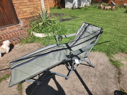 Instincts Lounger Camping Chair!!