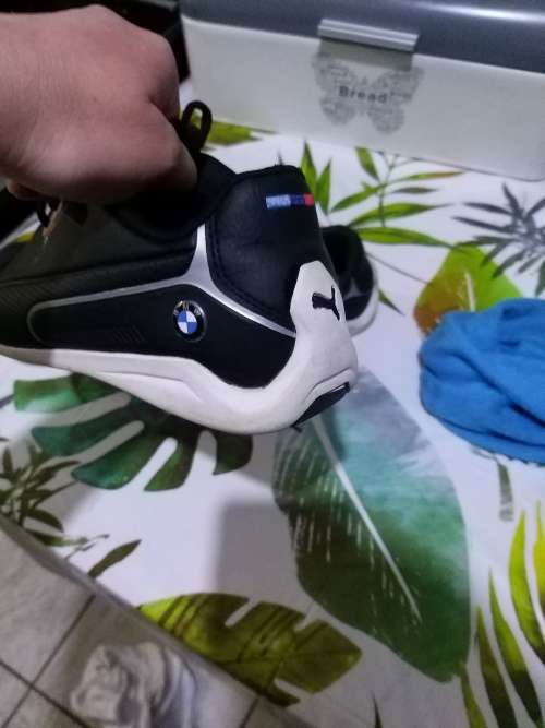 VERY NEAT BMW PUMA SNEAKER!!