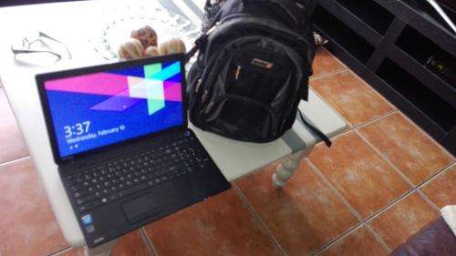 Nice Neat Toshiba 1TB Laptop!!!!