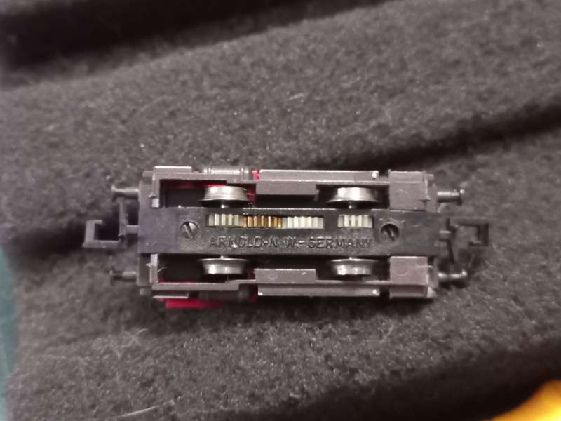 Arnold 2072 N DB Red Diesel Locomotive (unboxed)