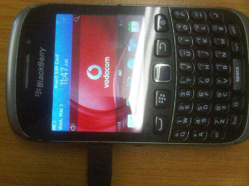 BARGAIN Blackberry 9320