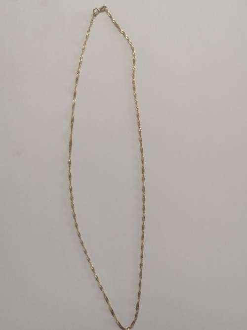 9 CARAT GOLD NECKLACE