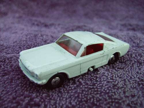 Matchbox Lesney Ford Mustang (working stearing)