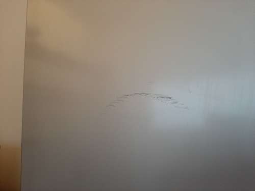 KIC 314 l Bottom Fridge/Freezer with Water Dispenser (Scratch on front, see picture)
