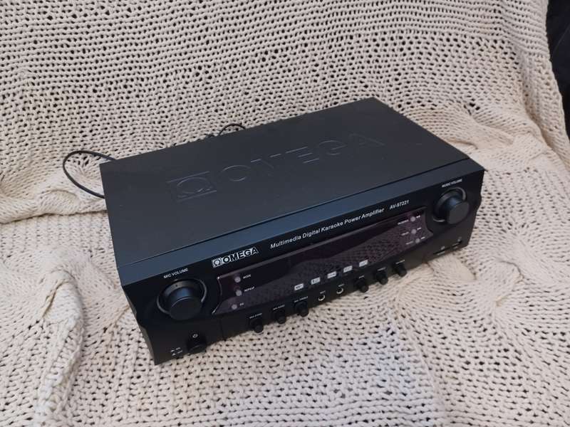 Omega Power Amplifier AV-97221 *No Reserve*