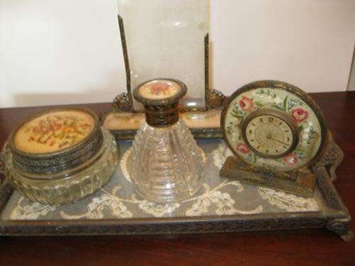 Dressing Table Set with Roses