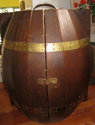 Barrel Liquer Cabinet for the wall