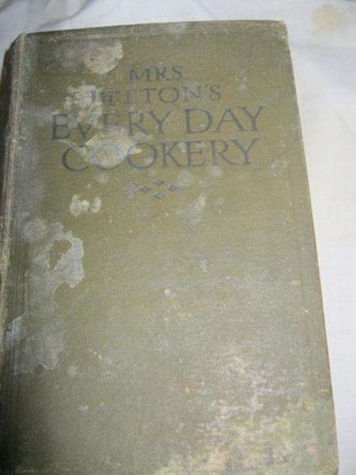 Mrs Beetons Everday Cookery Book  earlier edition