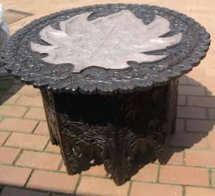 Beautiful Chinese Carved Wooden Table with Copper Shaped  Leaf Inlay