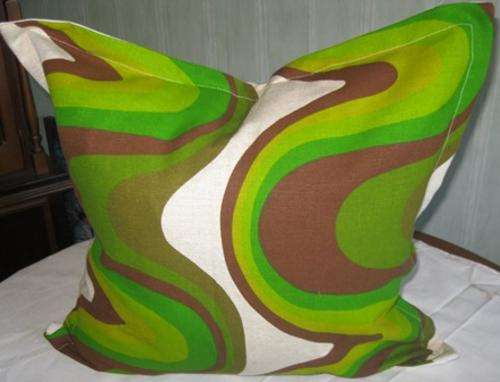 VintagStunning Fabric Cushions x 2 in Retro Design in Greens & Brown on a Cream background