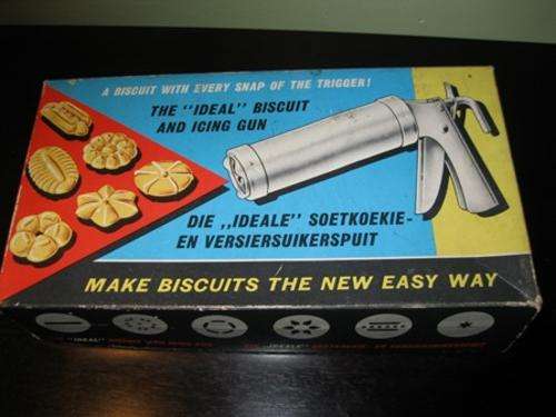 Vintage Ideal Biscuit & Icing Gun