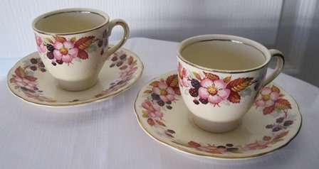 Alfred Meakin Duos x 2 with a Free Duo