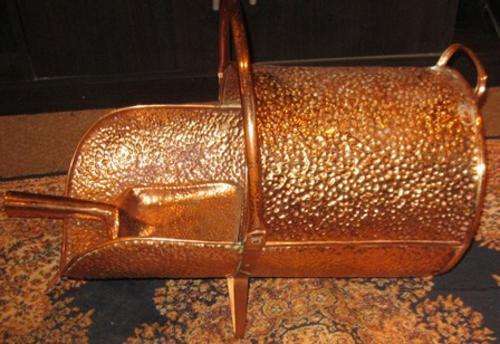 Stunning Large Hand Beaten Copper Coal Bucket with Spade