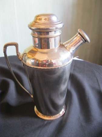Stunning Welbeck Plate Art Deco Cocktail Shaker