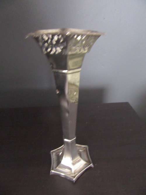 Martin Hall  Birmingham Silver Posy Vase 95 Grams Only for Michael.