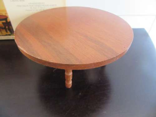 The House Of Minatures Doll Furniture