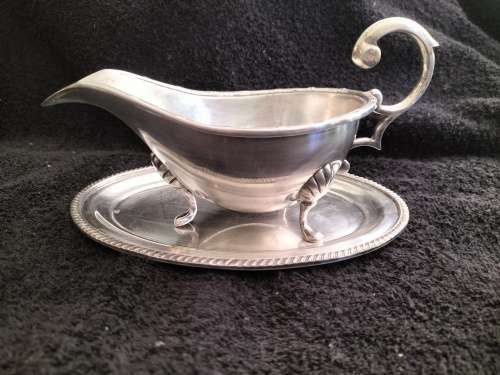 Viners of Sheffield Plate Gravy Boat & Saucer