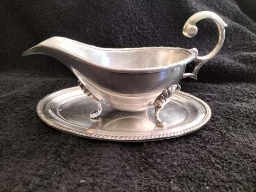 Viners of Sheffield Plate Gravy Boat & Saucer