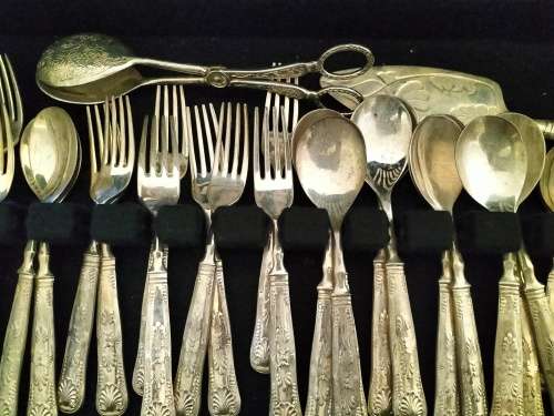 50 Pieces Mayell Silver plate EP on Zinc Flatware Boxed
