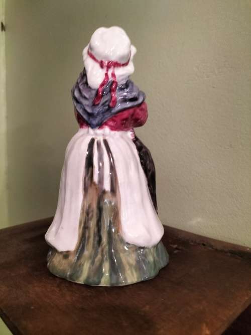 Staffordshire Mrs Gamp Figurine