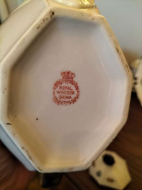 Royal Windsor Art Deco style  Teaset