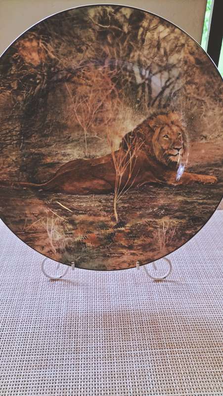 Lion Plate - African Game Reserve from the African Series by Royal Doulton