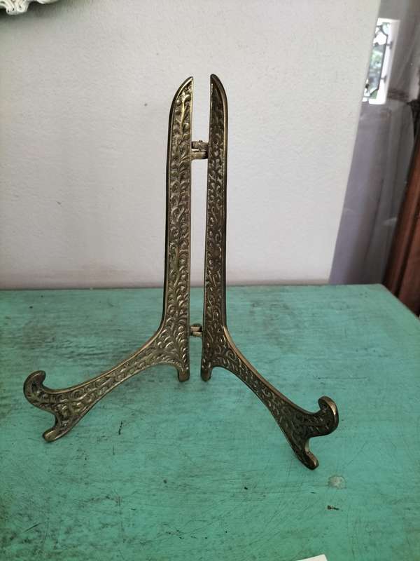 Solid Bronze Plate with Low Relief Sculpture of a Chair Maker Dutch