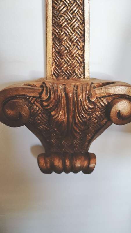Hollywood Regency Style Plate Holder