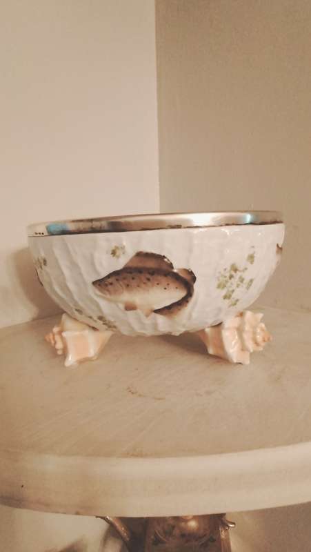 Musterschutz German Porcelain Bowl with Conch Shell Feet Hand Painted Fish & Silver Rim