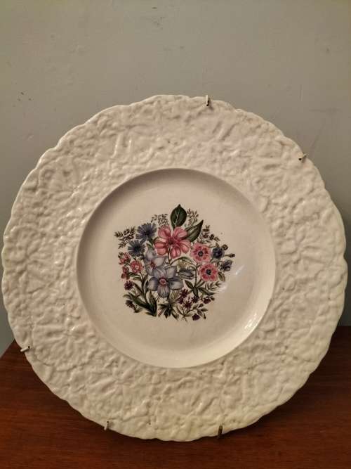 Royal Cauldron  large Plate ` Woodstock`