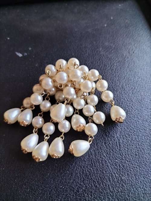 Vintage Faux Pearl Cluster Brooch