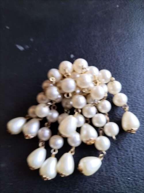 Vintage Faux Pearl Cluster Brooch