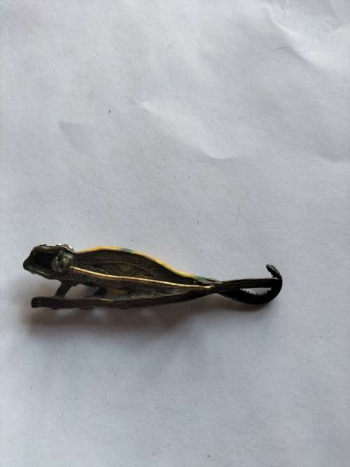 Vintage Honey Cameleon Brooch