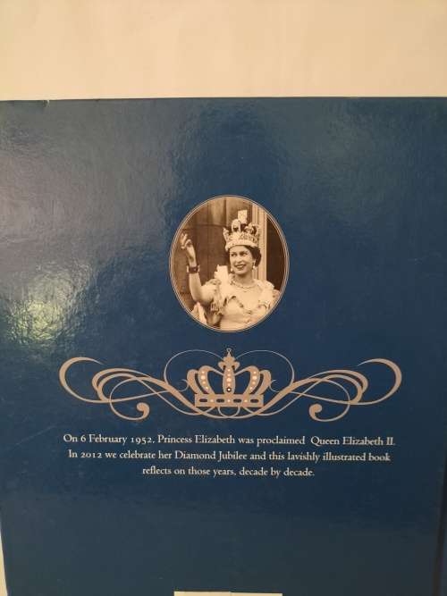 Queen Elizabeth 11 Commemorating The Diamond Jubilee Limited Edition Book 1852 - 2012