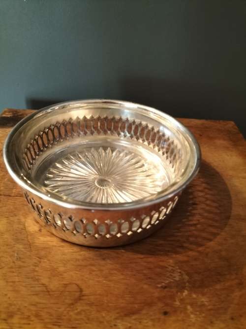 Louis Silver Plate Wine Bottle Coaster with Glass Inset