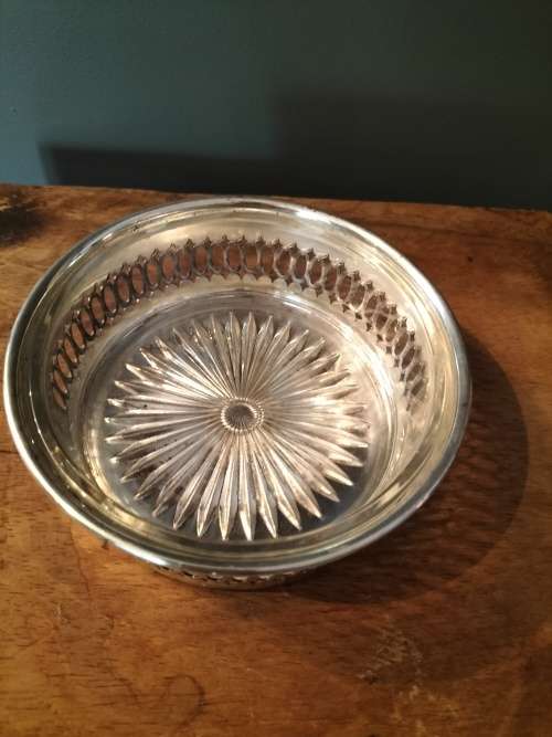 Louis Silver Plate Wine Bottle Coaster with Glass Inset