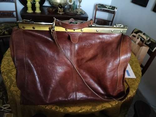 Firenze Italian Leather Doctors Style Travel Bag