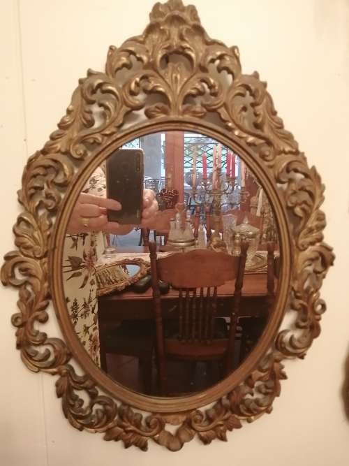 VINTAGE GOLD ORNATE MIRROR