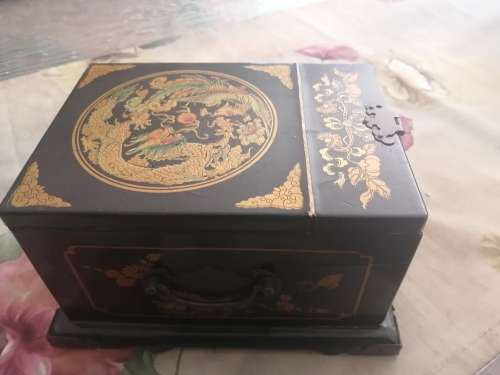 Chinese Shaving Box