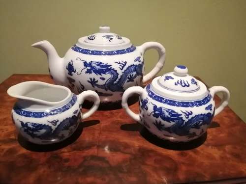 Blue and White Chinese Dragon teaset