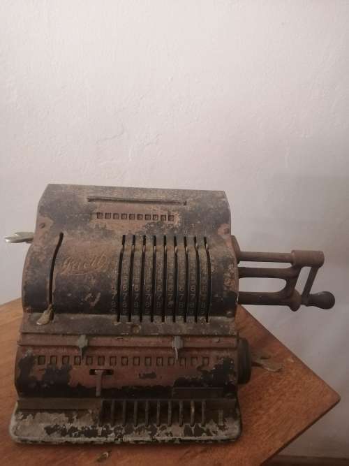 Vintage Mechanical Adding Matching Facit