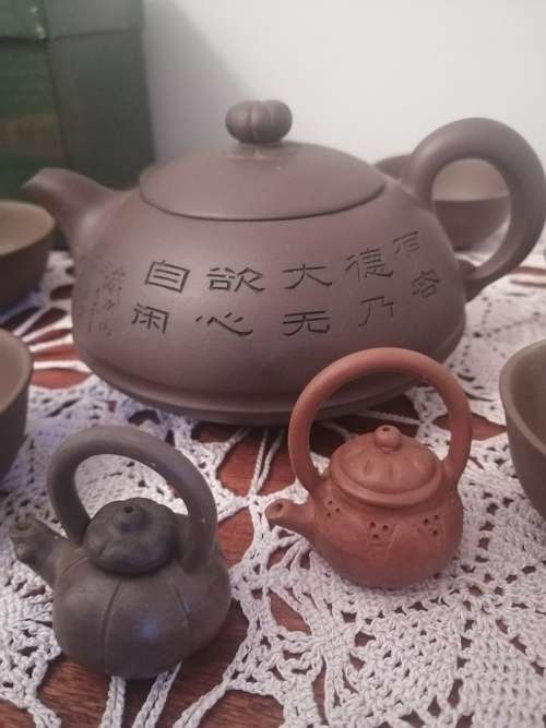 Yixing Zisha Teapot & 6 Bowls