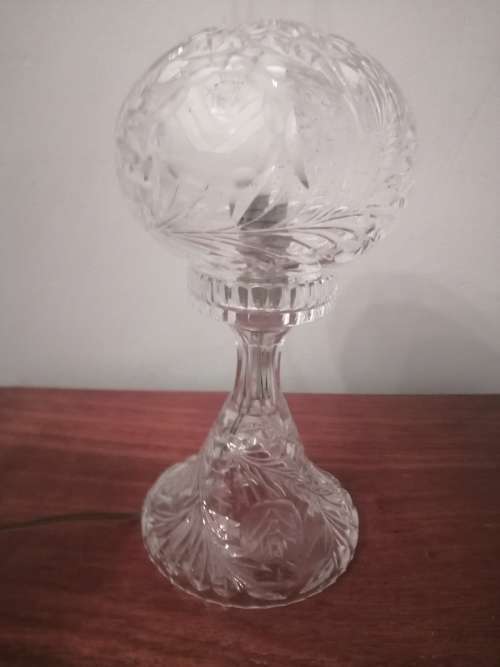 Rose cut Crystal Lamp