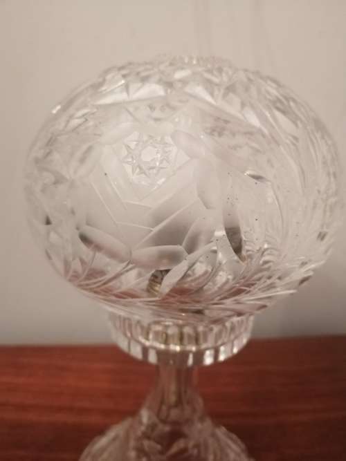 Rose cut Crystal Lamp